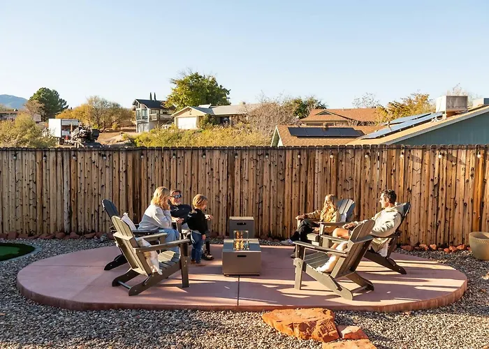 Cactus Hollow~spa~sauna~cold Plunge~theatre~golf Holiday home *